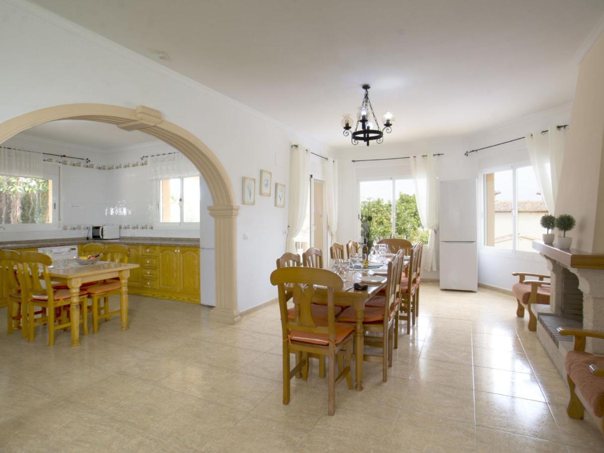 Villa Liriopadel By Interhome Calp Extérieur photo